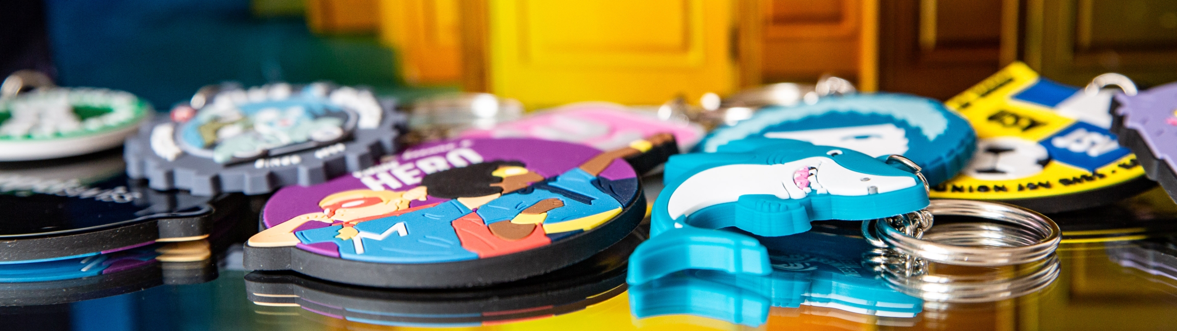 Bunte PVC-Schlüsselanhänger – Individuelle 3D-Designs für Vereine, Events & Werbezwecke