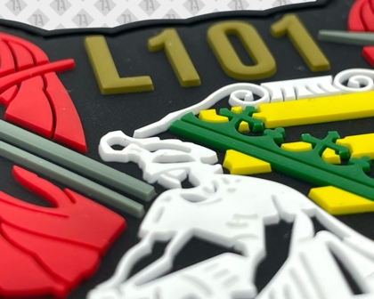 Nahaufnahme Rubber Patch L101 – individuelle PVC Aufnäher mit 3D-Effekt von 1a-rubber