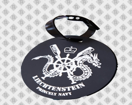 Runder PVC-Kofferanhänger mit maritimem Design – Liechtenstein Princely Navy