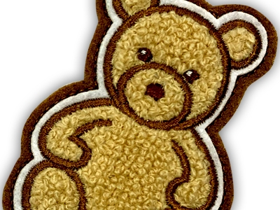 Chenille-Aufnäher in Bärenform – weicher, flauschiger Patch mit Laserschnitt in Wunschform und individuellen Farben.